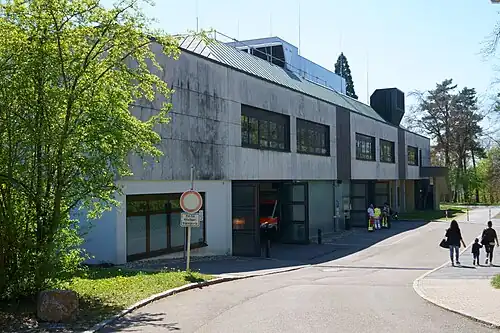 Notfallbereich mit Anfahrt für Rettungswagen