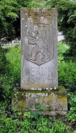 Berliner Meilenstein in Kloster Eberbach