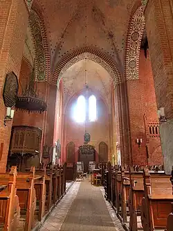 Querhaus nach Süden