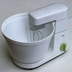 Küchenmaschine (Entwurf: Gerd Alfred Müller und Robert Oberheim, 1957)