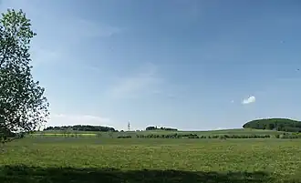 Knüllköpfchen mit dem östlichen Nachbarberg (Waldknüll)