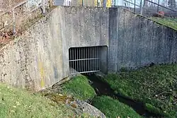 Beginn der Verrohrung nach dem Naherholungsgebiet Bubenheimer Bach südlich von Koblenz-Kesselheim