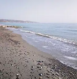 Strand bis zur Absperrung am Militärflugplatz Tymbaki