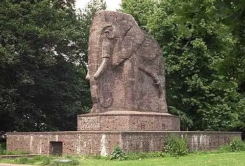 Reichskolonialdenkmal (1932) bzw. Antikolonialdenkmal 1989; Bremen