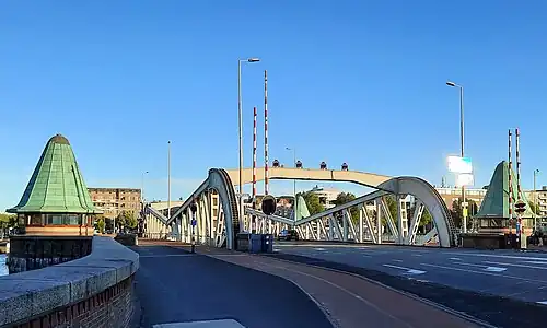 Blick nach Südost auf das Fahrbahndeck, 2023