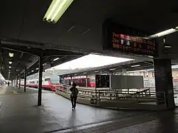 Ansicht vom Querbahnsteig her