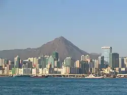 Kowloon Peak und Kwun Tong – Ansicht von der Insel, 2006