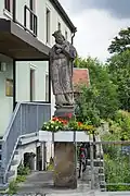 Die Statue im Juni 2011