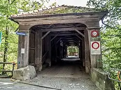 Gedeckte Holzbrücke über die Sitter