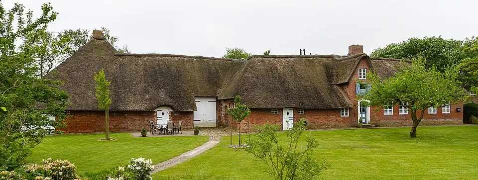 Denkmalgeschütztes Wohn- und Wirtschaftsgebäude