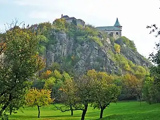 Felshang unterhalb der Burg