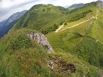 Lämpersberg Südseite (links) vom Kirchstein aus