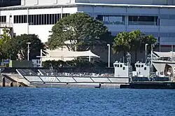 L 4403 im Päckchen mit einem weiteren LCM-1E im Jahr 2014