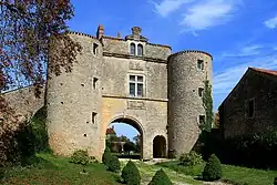 Torgebäude des Schlosses