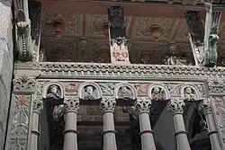 Arkadenbögen der Chorschranke