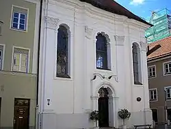 Die Ostfassade der Kirche