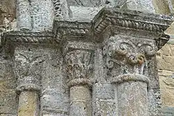 Kapitelle am Südportal