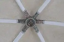 Schlussstein mit der Darstellung eines Bischofs