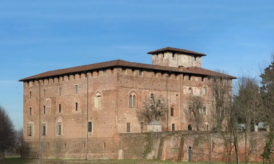 Castello di Lardirago.