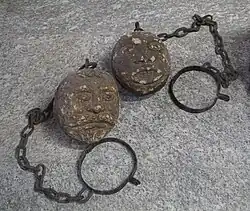 Lastersteine mit Fratzen des 16. Jahrhunderts aus Colmar/Elsaß