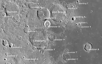 Lavoisier und Bunsen mit Nebenkratern (LROC-WAC)