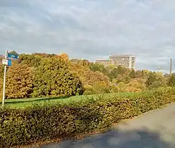 Blick von Lehn zum Städtischen Klinikum