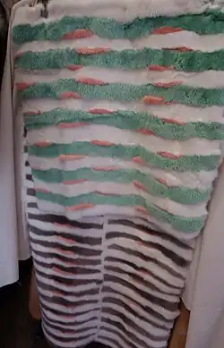 Samtnerz, mehrfarbig gefärbt