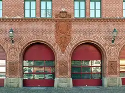 Bauschmuck an der Feuerwache Nord