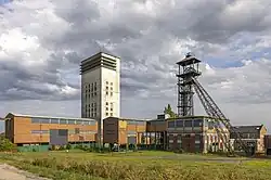 Ehemalige Doppelschachtanlage „Pierre Destombes“ des Bergwerks Lens in Loos-en-Gohelle