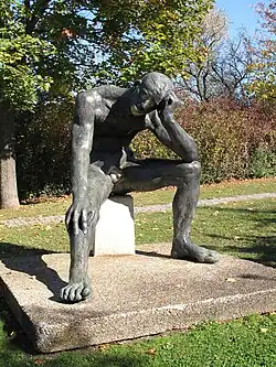 Der Sinnende von Waldemar Grzimek