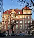 1908 von R. Barbist erbauter deutscher Renaissance-Eckbau am Leonrodplatz (Leonrodstraße 91)