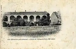 Erhaltenes Teilstück des Kreuzganges (Aufnahme um 1905)