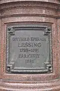 Inschrift mit Lessings Lebensdaten