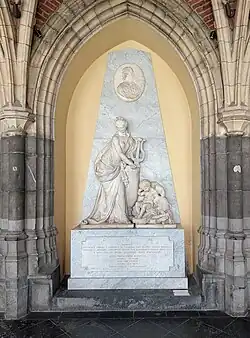 Franz Karl von Velbrück Mausoleum im Kreuzgang, von François Joseph Dewandre