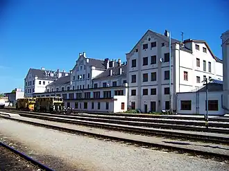 Stationsgebäude, Gleisseite