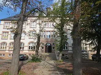 Neue Schule nach der Sanierung (2015)