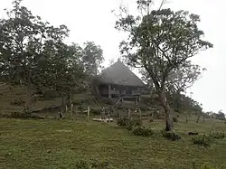 Hütte auf etwa 2500&nbsp;m Höhe auf dem Tatamailau