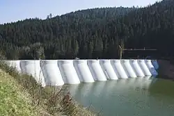 Linachtalsperre während der ersten Aufstauung nach der Sanierung