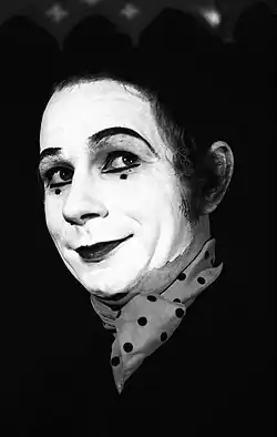 Lindsay Kemp (*&nbsp;1938)