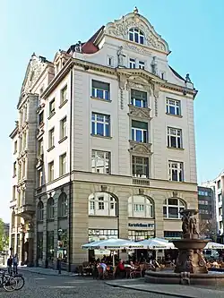 Lipsia-Haus mit Lipsia-Brunnen (2019)