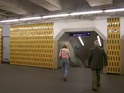 Wandgestaltung im Lissabonner Metrobahnhof São Sebastião