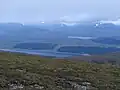 Blick vom Gipfel nach Westen über Loch Ericht und Loch Pattack
