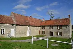 Wohngebäude des früheren Priorats Saint-Thibault