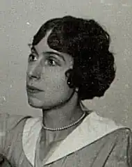 Lona von Zamboni (*&nbsp;1876)