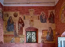 Marienkapelle, Rückwand: Maria mit Heiligen und byzantinischem Kreuz