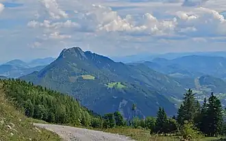 Ansicht mit Sendeturm von der Hohen Dirn aus gesehen