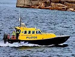 Portugal: Lotsenboot Lada vor dem Porto de Leixões