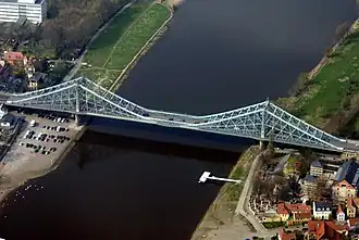 Bekanntestes erhaltenes Bauwerk der Königin Marienhütte: Das Blaue Wunder in Dresden