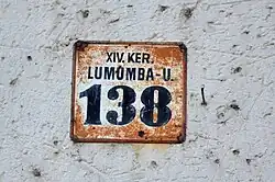 Straßenschild in Budapest (2014)