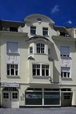 Wohngeschäftshaus